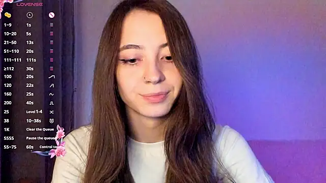 Snapshot of EvaBradley chatting on September 2025 06:24:01 PM EvaBradley online show from September 2025 06:24:01 PM