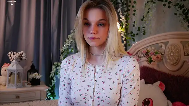 EdlinAlliston online show from November 2025 01:22:01 PM