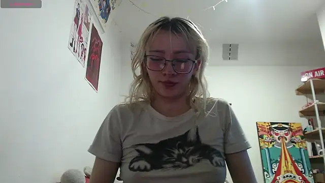 Snapshot of Cloe_five chatting on May 2026 10:50:02 PM Cloe five online show from May 2026 10:50:02 PM