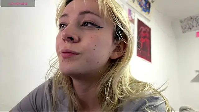 Snapshot of Cloe_five chatting on May 2026 04:41:01 AM Cloe five online show from May 2026 04:41:01 AM
