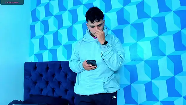 Snapshot of jeisonstark chatting on February 2025 05:57:01 PM jeisonstark online show from February 2025 05:57:01 PM