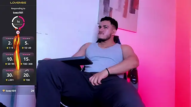 Snapshot of jeisonstark chatting on October 2025 12:38:01 PM jeisonstark online show from October 2025 12:38:01 PM