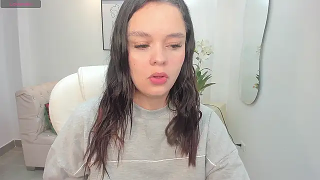 Bella-hadiid online show from January 2025 11:16:01 AM