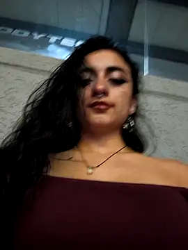 Lila Desiree online show from April 2026 11:53:01 PM