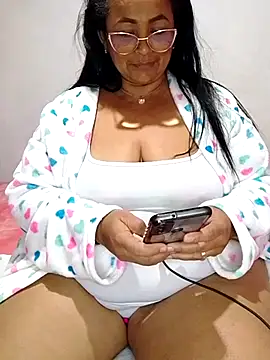 ScarletthJhonson- online show from December 2024 04:50:02 AM