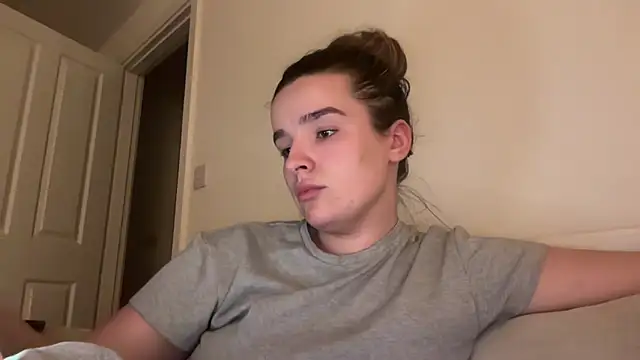 maisiesmithx online show from March 2026 10:03:01 PM