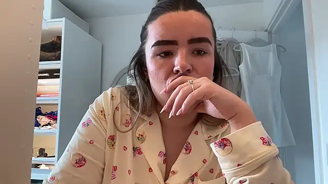 maisiesmithx online show from March 2026 02:07:02 PM