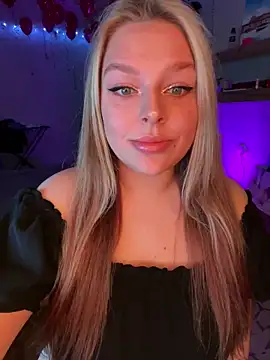 Snapshot of angel_stella chatting on February 2025 08:26:01 PM angel stella online show from February 2025 08:26:01 PM