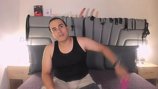 Vale n Matt online show from November 2025 03:39:01 AM