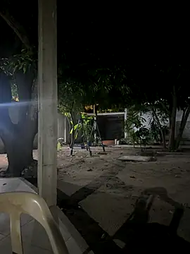 Snapshot of Erick-90 chatting on September 2025 01:30:01 AM Erick-90 online show from September 2025 01:30:01 AM