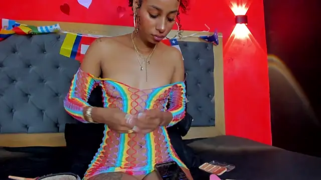 YayaHilton online show from June 2026 05:56:01 AM