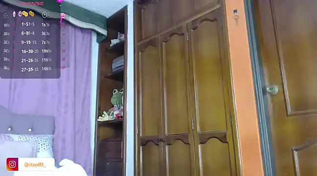 Snapshot of cuttebabe_ chatting on February 2025 11:19:02 PM cuttebabe online show from February 2025 11:19:02 PM