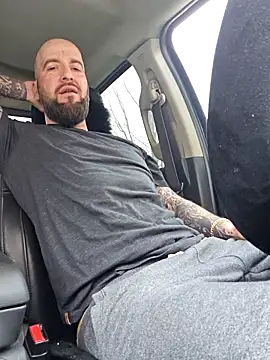 Beardedtattood online show from January 2025 06:49:01 PM