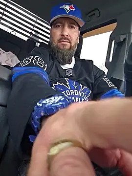 Beardedtattood online show from May 2026 01:38:02 PM