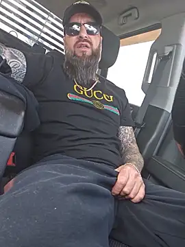 Beardedtattood online show from June 2026 01:36:01 PM