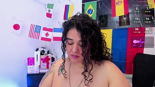 Reginavegaa online show from June 2026 08:12:02 AM