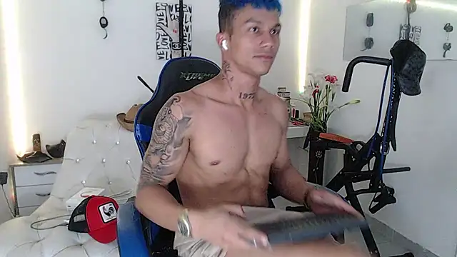 Leonard Price online show from March 2025 10:03:02 AM