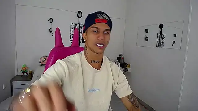 Leonard Price online show from September 2025 12:23:02 AM