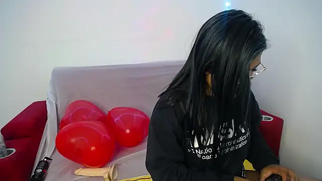 Snapshot of ricura_mily chatting on February 2025 02:38:01 AM ricura mily online show from February 2025 02:38:01 AM