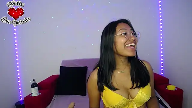 Snapshot of ricura_mily chatting on February 2025 01:48:02 AM ricura mily online show from February 2025 01:48:02 AM