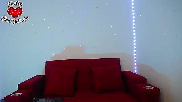 Snapshot of ricura_mily chatting on February 2025 02:20:01 AM ricura mily online show from February 2025 02:20:01 AM