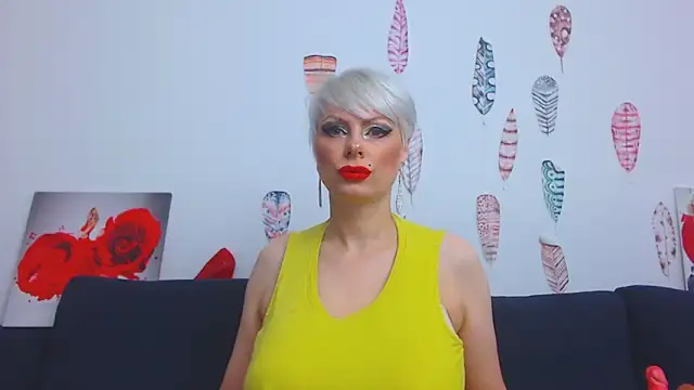 ForeverBarbie  online show from October 2025 11:05:01 PM