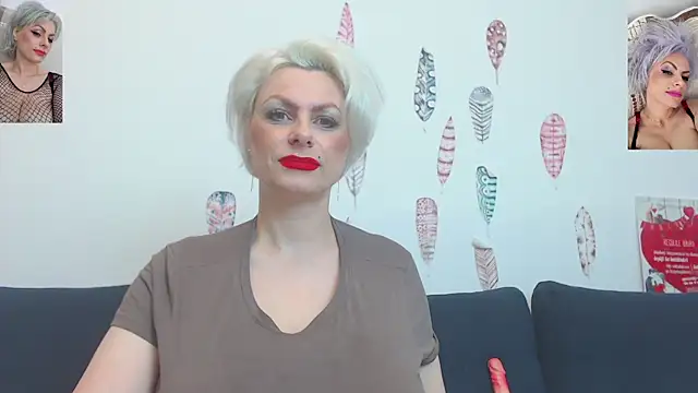 Snapshot of ForeverBarbie_ chatting on June 2026 02:02:02 AM ForeverBarbie online show from June 2026 02:02:02 AM