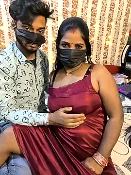 Snapshot of Indian_Lust_Couple chatting on December 2024 05:54:02 PM Indian Lust Couple online show from December 2024 05:54:02 PM