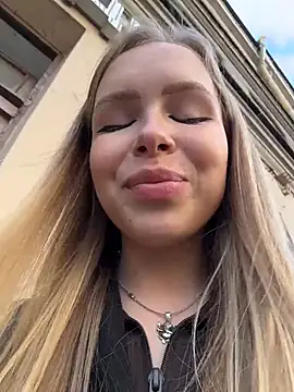 Snapshot of mur_girl chatting on October 2025 01:09:02 PM mur girl online show from October 2025 01:09:02 PM