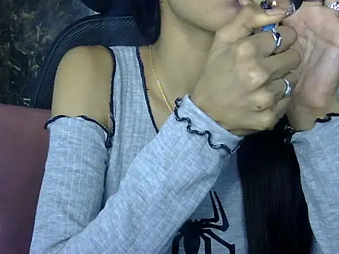 MAAYRA 09 online show from February 2025 12:37:01 PM