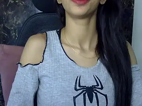 MAAYRA 09 online show from February 2025 07:13:01 PM