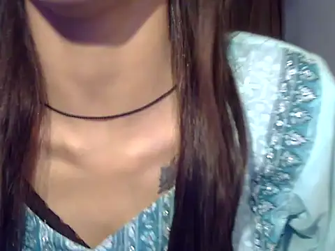 MAAYRA 09 online show from January 2026 05:12:01 AM