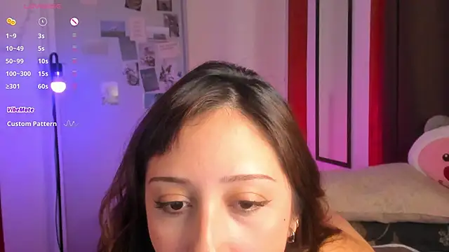 Snapshot of HeyTati chatting on February 2026 12:01:01 AM HeyTati online show from February 2026 12:01:01 AM