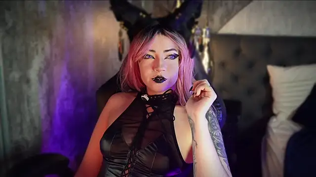 Aylen darkmoor online show from June 2026 06:40:01 PM