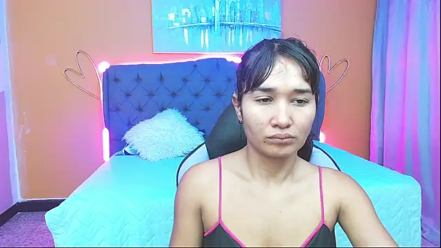 Snapshot of aliceroma chatting on January 2025 04:41:01 PM aliceroma online show from January 2025 04:41:01 PM