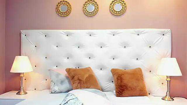 Violet Grace online show from January 2025 07:37:01 PM