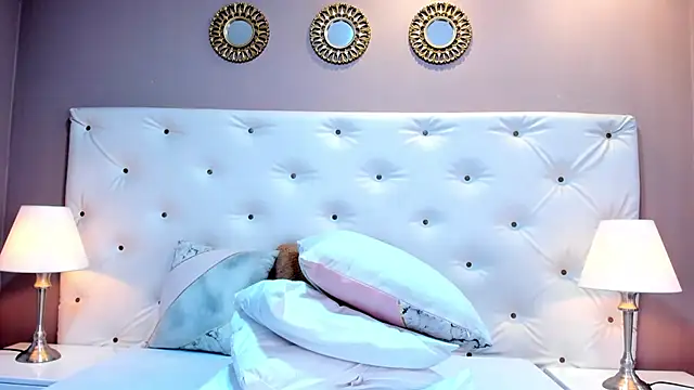 Violet Grace online show from March 2025 04:17:02 PM