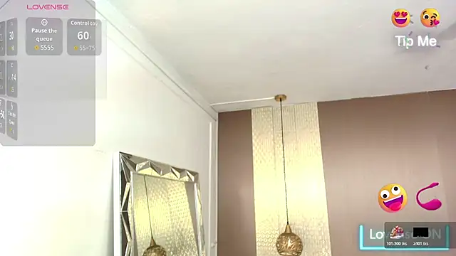 Snapshot of DannaDooll99 chatting on November 2025 11:22:02 AM DannaDooll99 online show from November 2025 11:22:02 AM