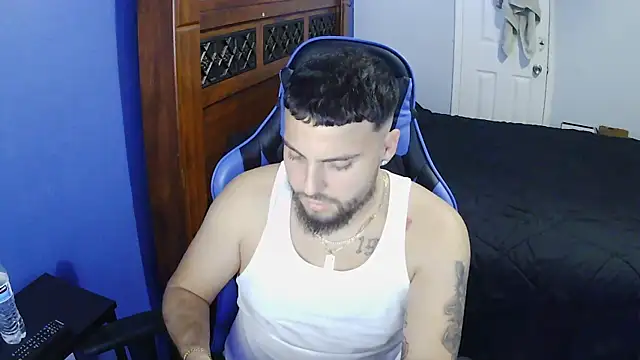 MasterKvn online show from February 2025 04:24:02 AM