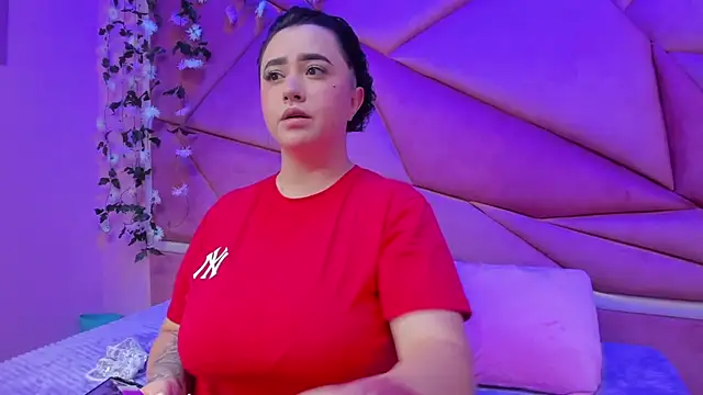 Victoria Rossy online show from October 2025 07:58:01 PM