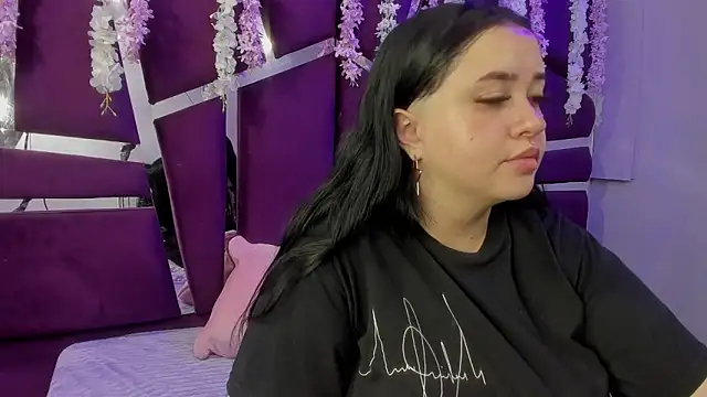 Victoria Rossy online show from December 2025 08:38:02 PM