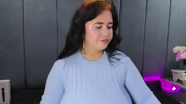 Victoria Rossy online show from April 2026 09:39:01 PM