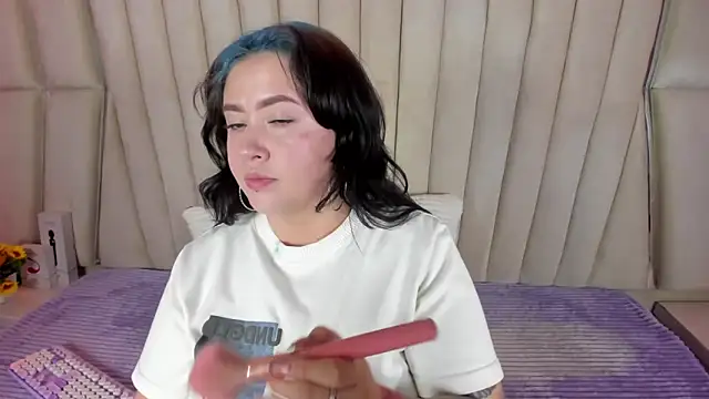 Victoria Rossy online show from June 2026 10:01:02 PM