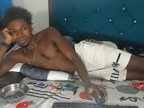 Snapshot of jaycolinss chatting on February 2025 07:38:02 PM jaycolinss online show from February 2025 07:38:02 PM