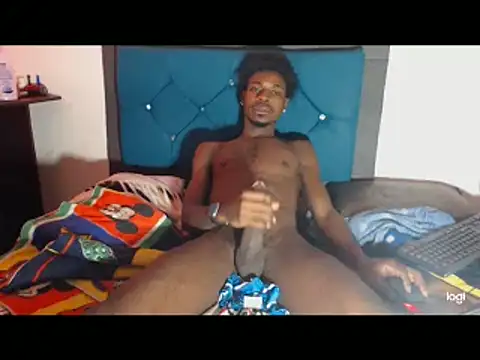 Snapshot of jaycolinss chatting on February 2025 06:11:01 PM jaycolinss online show from February 2025 06:11:01 PM