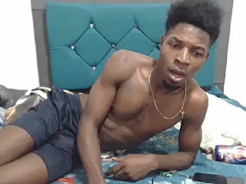 Snapshot of jaycolinss chatting on March 2025 05:58:01 PM jaycolinss online show from March 2025 05:58:01 PM