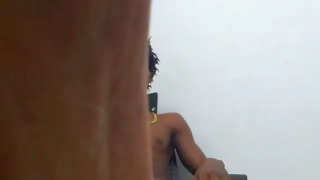 Snapshot of jaycolinss chatting on October 2025 12:05:02 AM jaycolinss online show from October 2025 12:05:02 AM