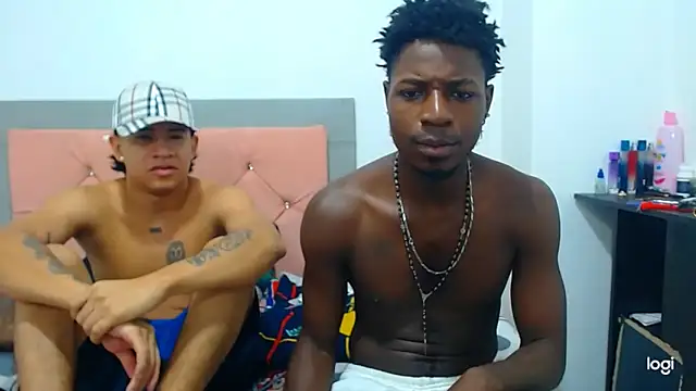 Snapshot of jaycolinss chatting on March 2026 09:21:01 PM jaycolinss online show from March 2026 09:21:01 PM