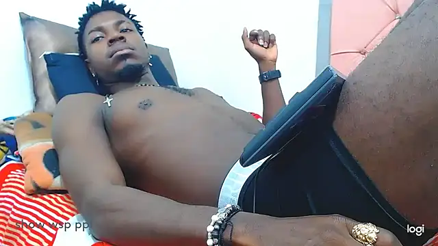 Snapshot of jaycolinss chatting on March 2026 04:56:01 PM jaycolinss online show from March 2026 04:56:01 PM