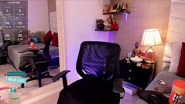 Mariana c1 online show from April 2026 04:22:01 PM